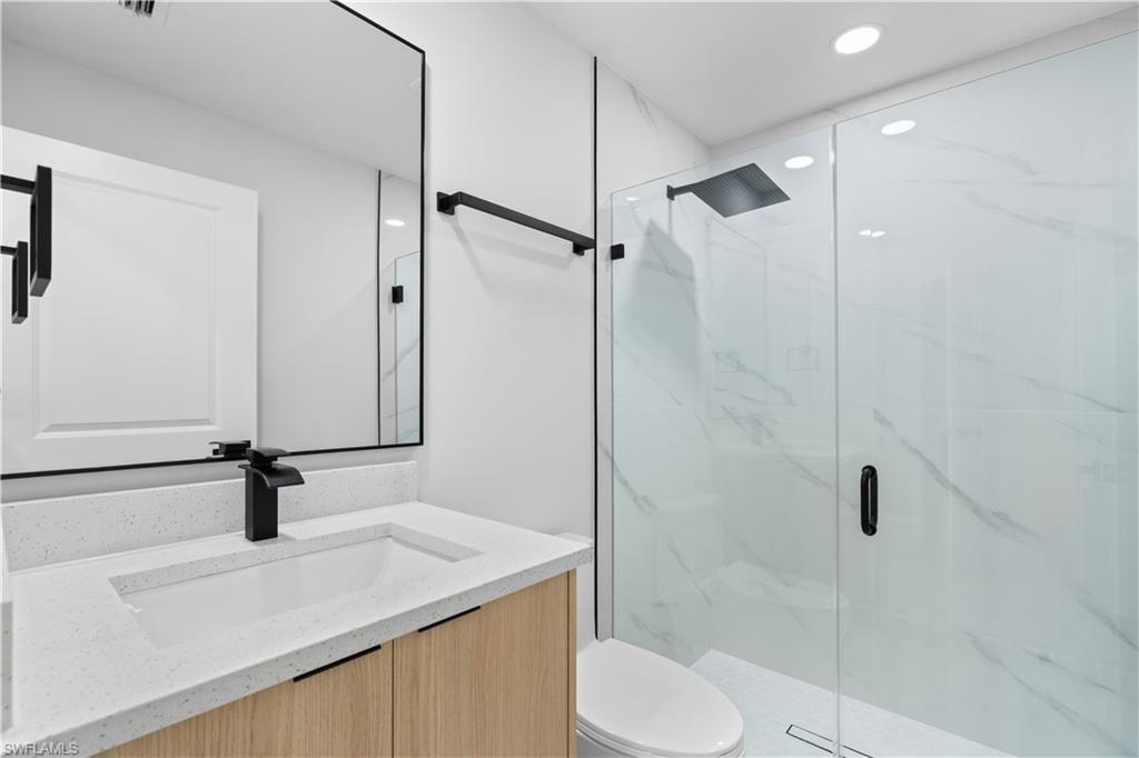 1055 Asther St E Property Photo 17