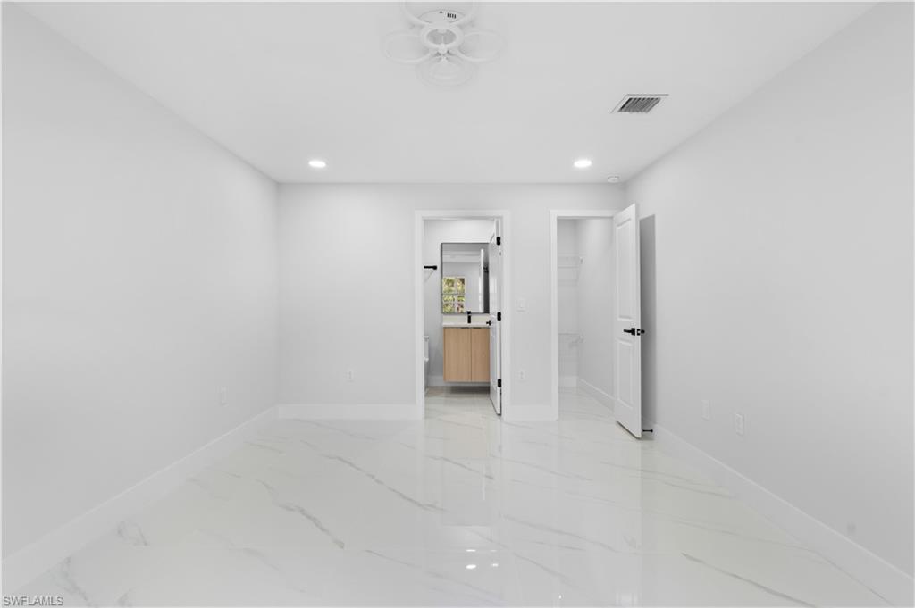 1055 Asther St E Property Photo 22