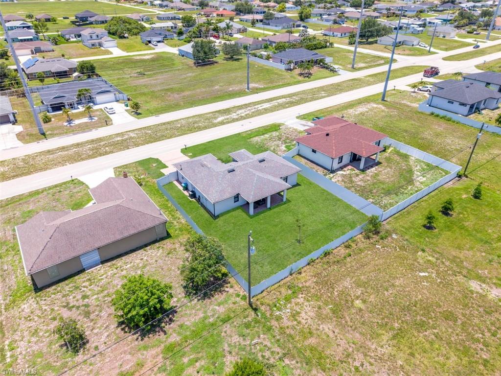 317 Kismet Pkwy E Property Photo 3