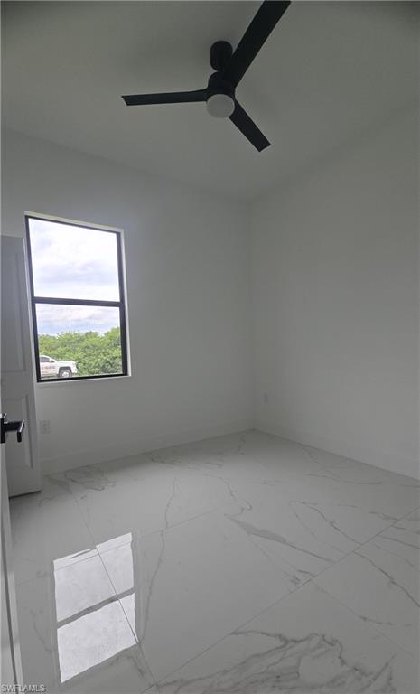 515 Croydon Ave S Property Photo 13