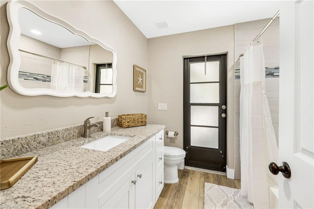 801 Sw 52nd St Property Photo 25