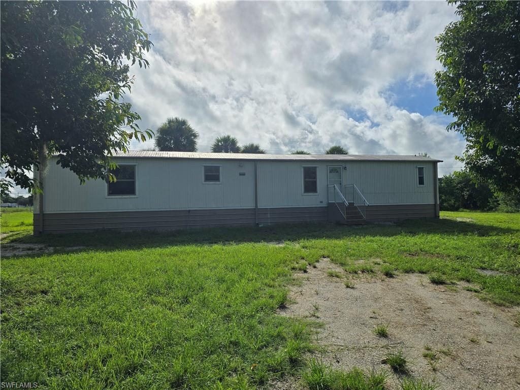 1000 Catawba Ln Property Photo 3