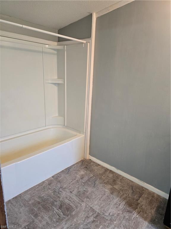 1000 Catawba Ln Property Photo 13