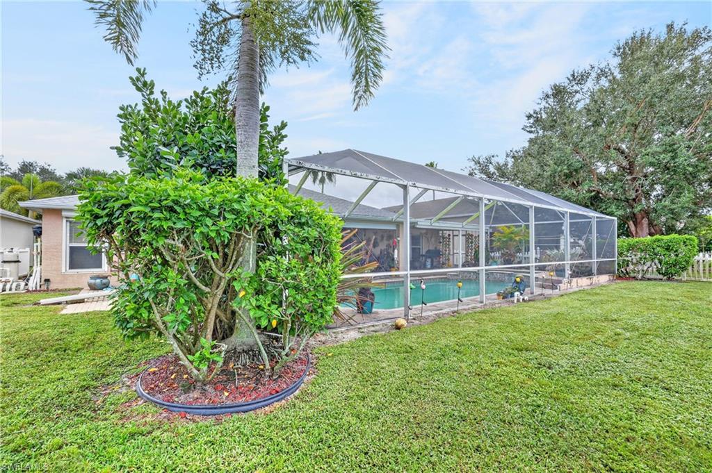 12810 Aston Oaks Dr Property Photo 11