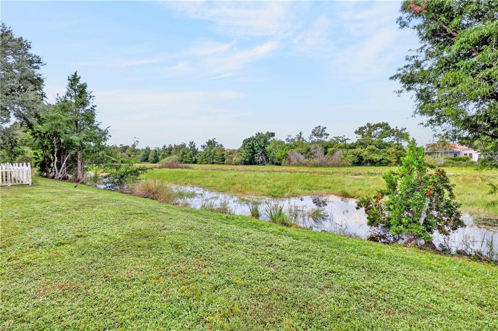 12810 Aston Oaks Dr Property Photo 12