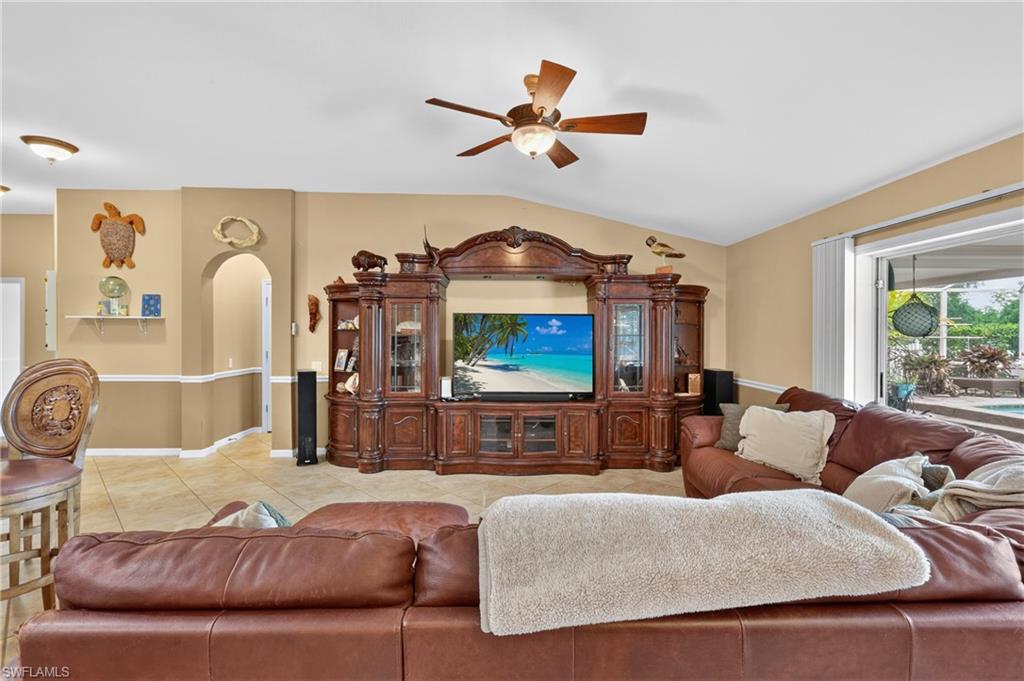 12810 Aston Oaks Dr Property Photo 18