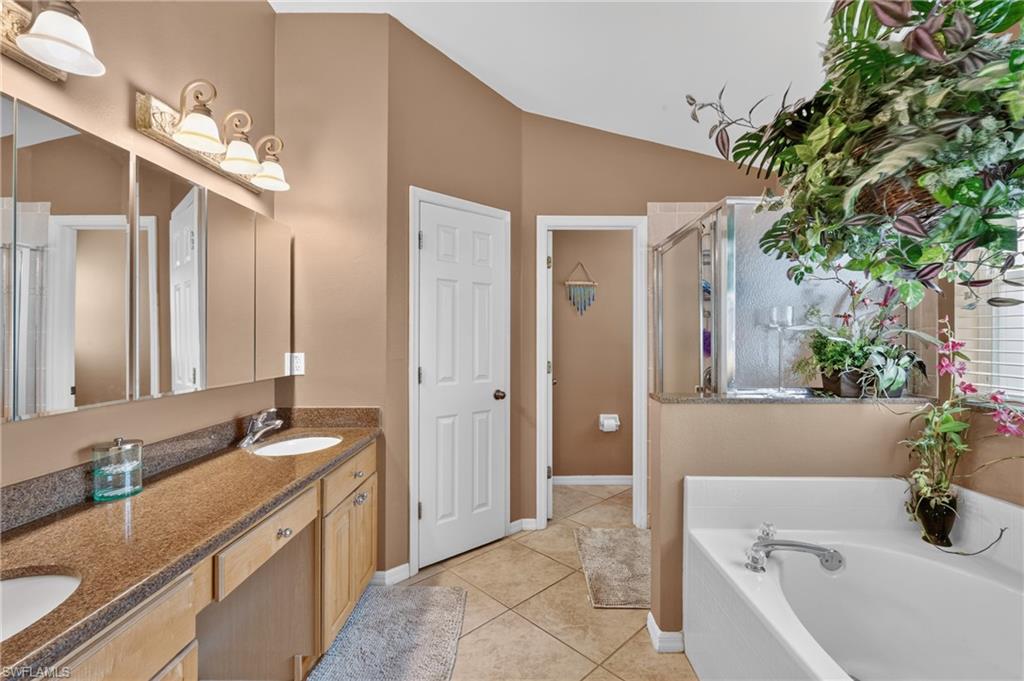 12810 Aston Oaks Dr Property Photo 26