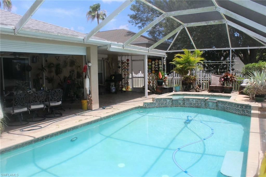 12810 Aston Oaks Dr Property Photo 34