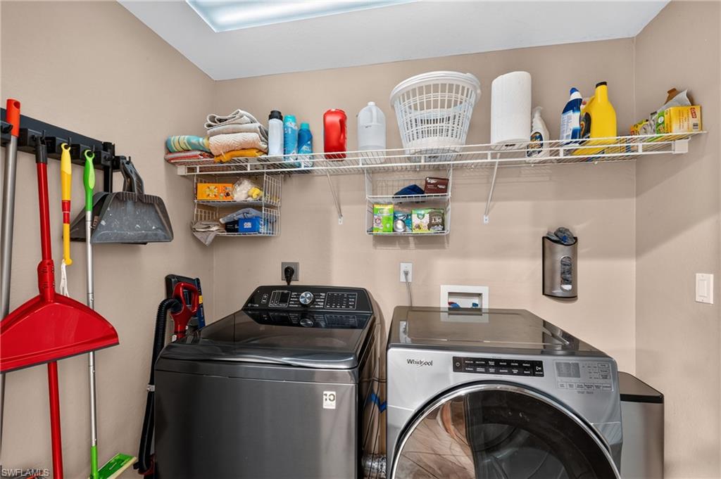 12810 Aston Oaks Dr Property Photo 40