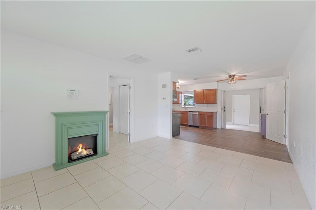 20310 Lorenzo Ave Property Photo 7