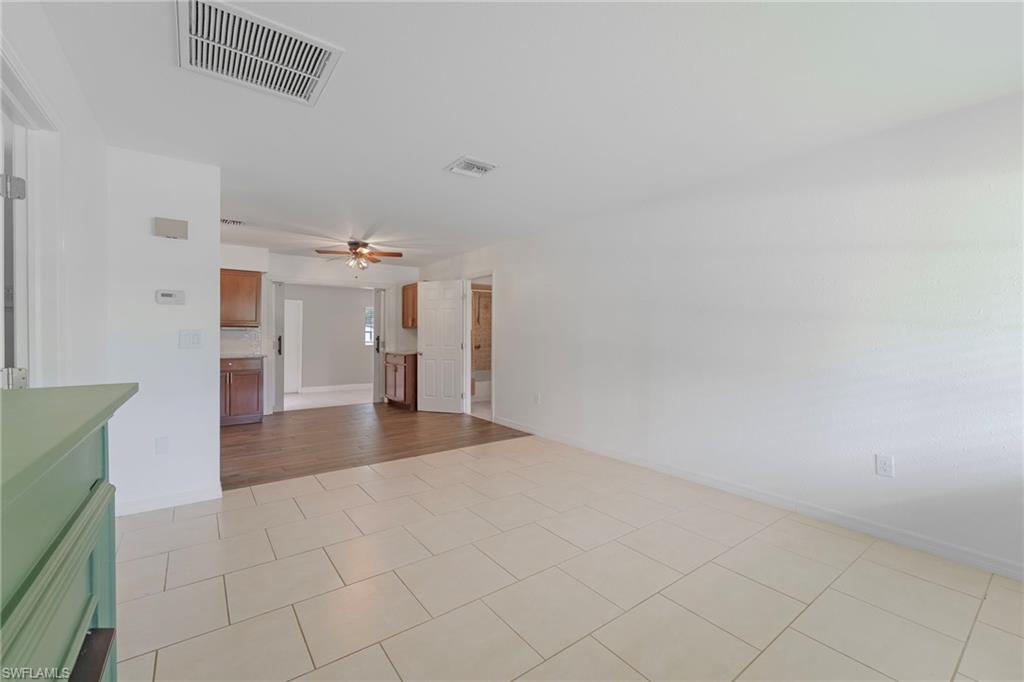 20310 Lorenzo Ave Property Photo 10