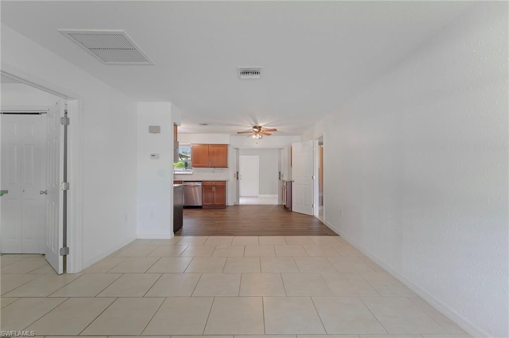 20310 Lorenzo Ave Property Photo 11