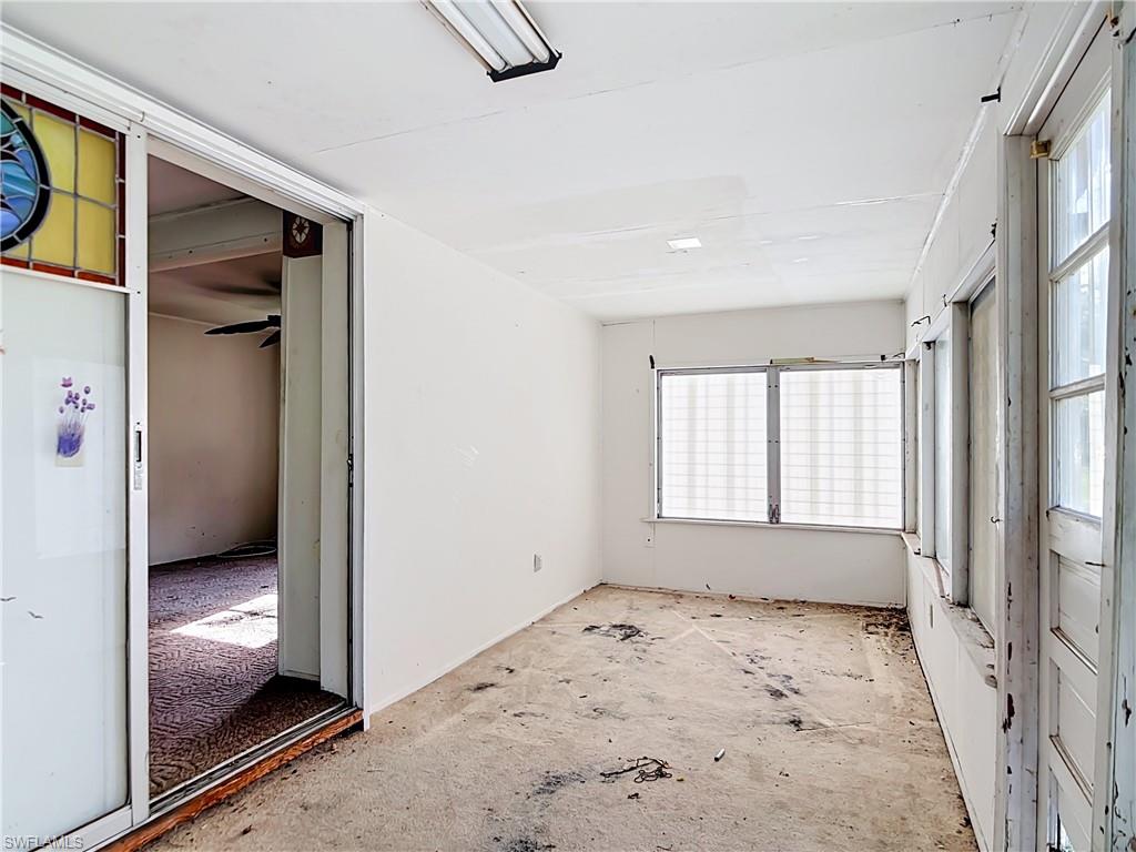 8318 Roosevelt St Property Photo 10