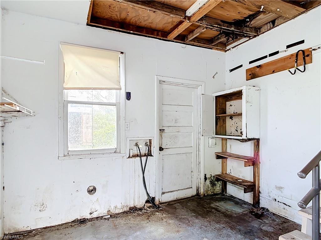 8318 Roosevelt St Property Photo 35