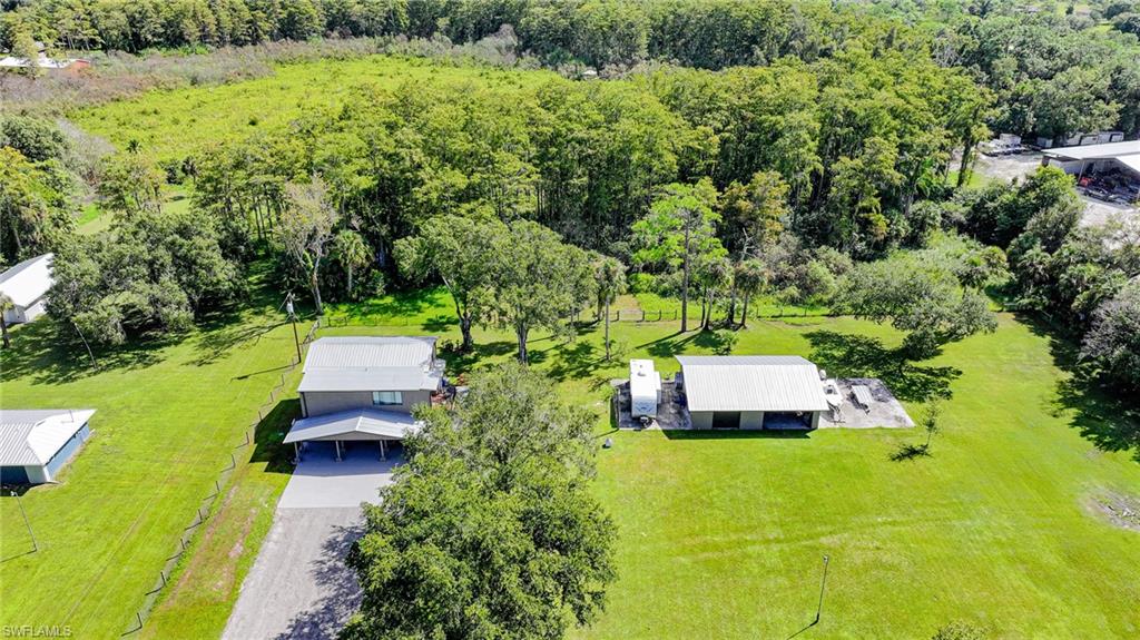 5961 Pangola Rd Property Photo 4