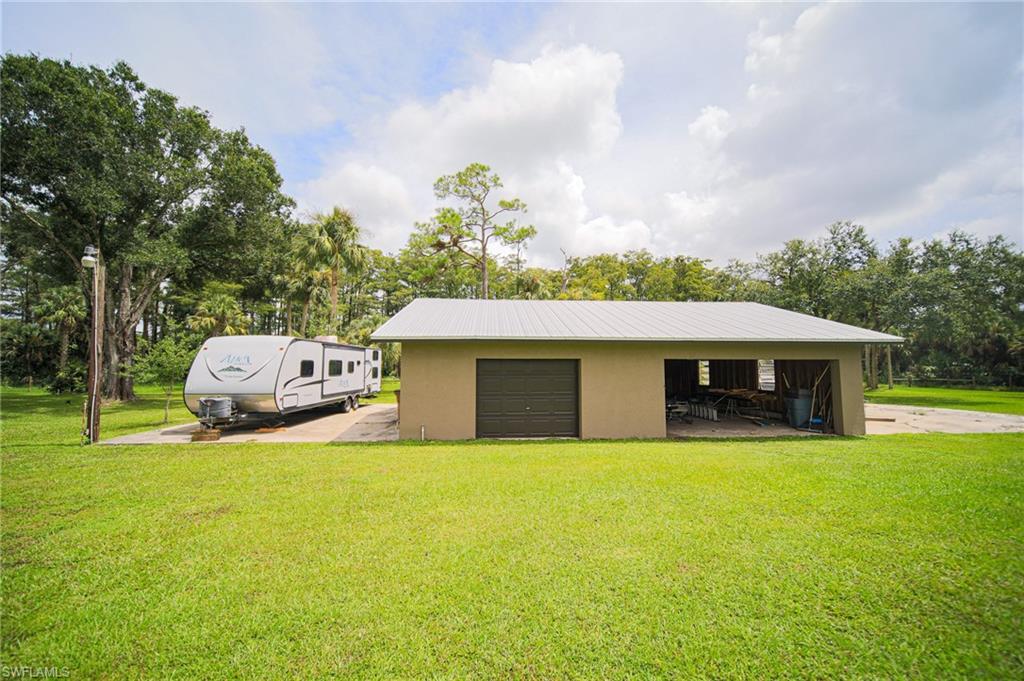 5961 Pangola Rd Property Photo 16