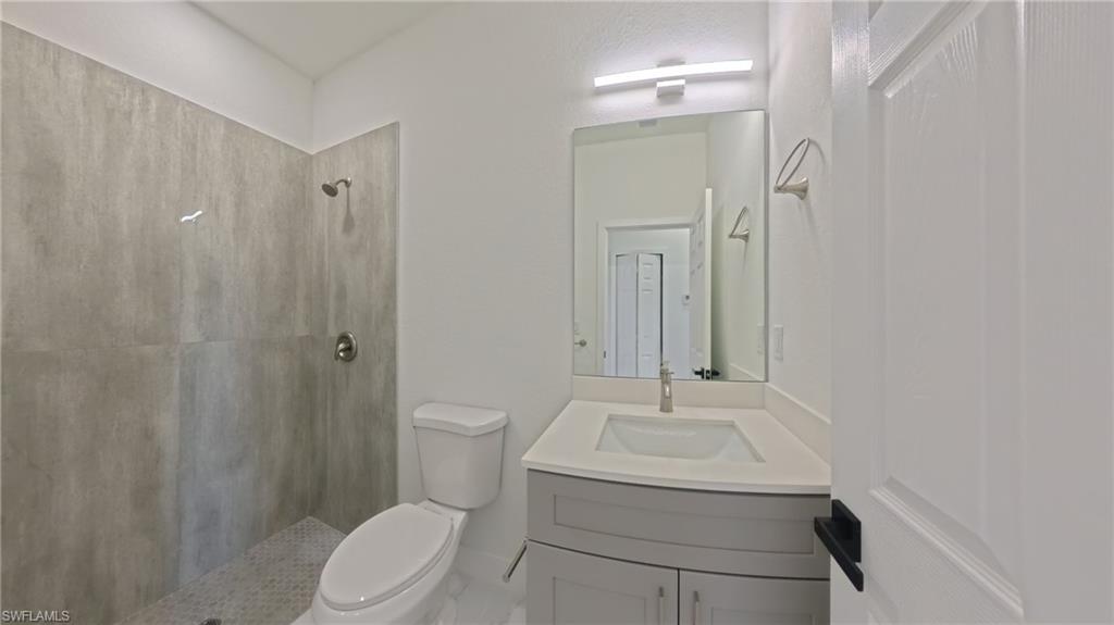 3217 65th St W Property Photo 25