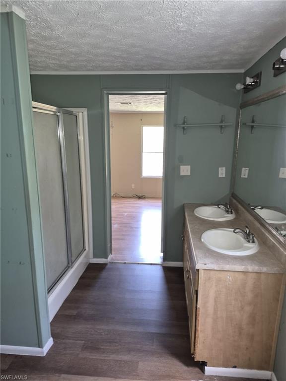 7616 Marx Dr Property Photo 11
