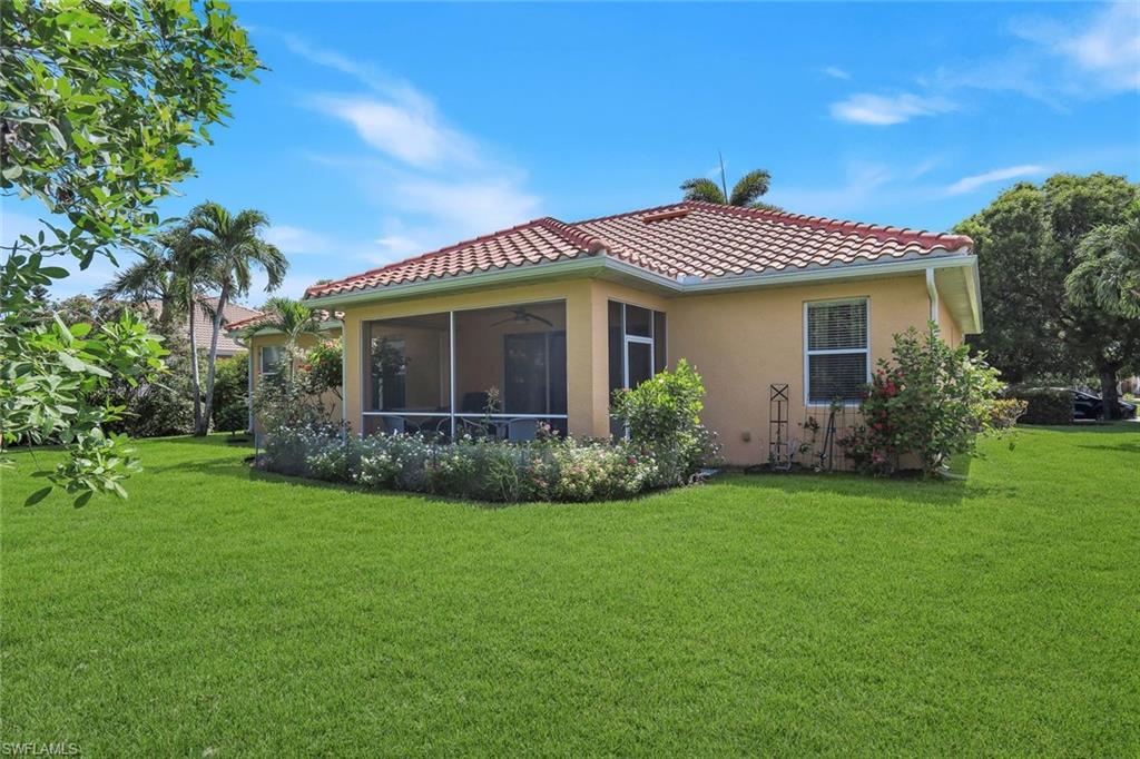 9830 Mar Largo Cir Property Photo 4