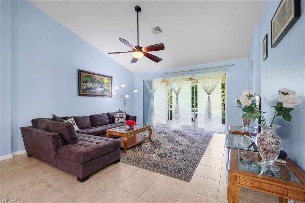 9830 Mar Largo Cir Property Photo 8