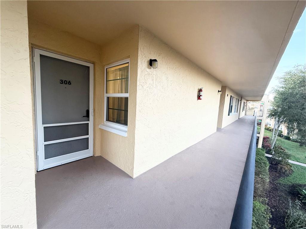 1087 Forest Lakes Dr 306 Property Photo 2