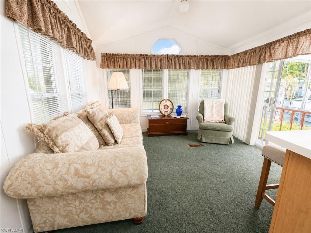 334 Blue Spring Ter Property Photo 5
