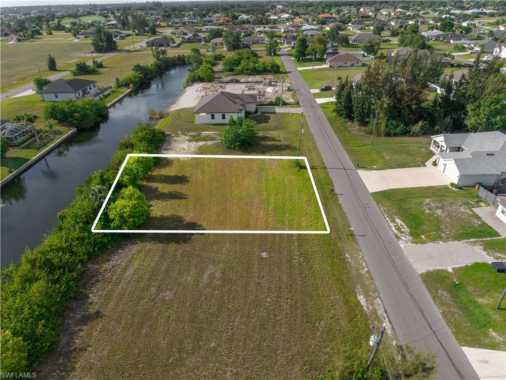 1124 Nw 28th Ave Property Photo 2