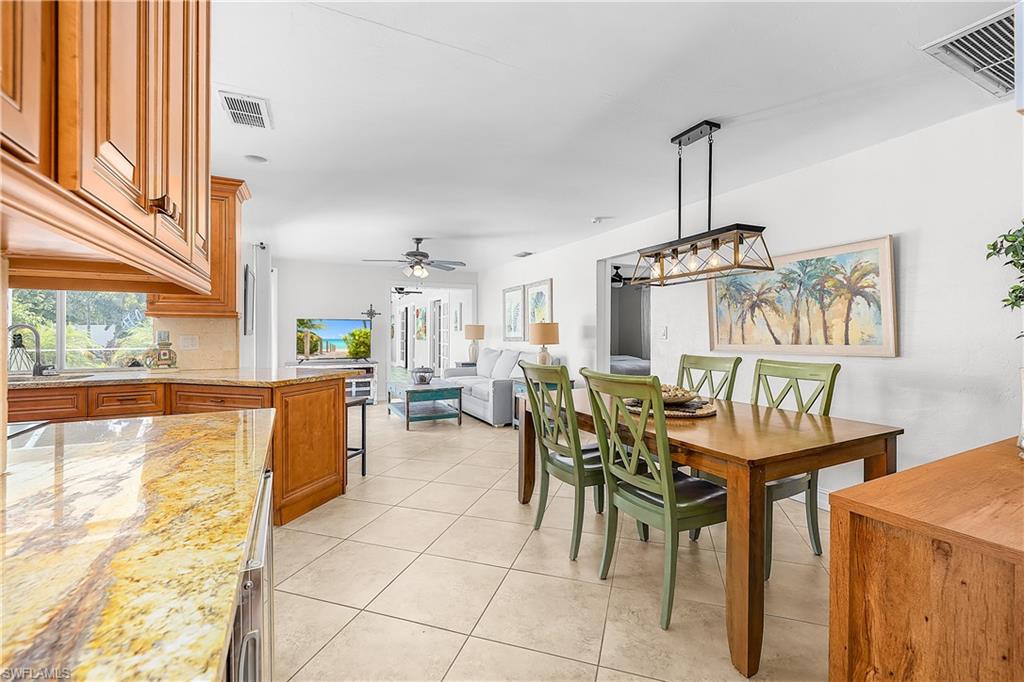 6954 Pickadilly Ct Property Photo 15