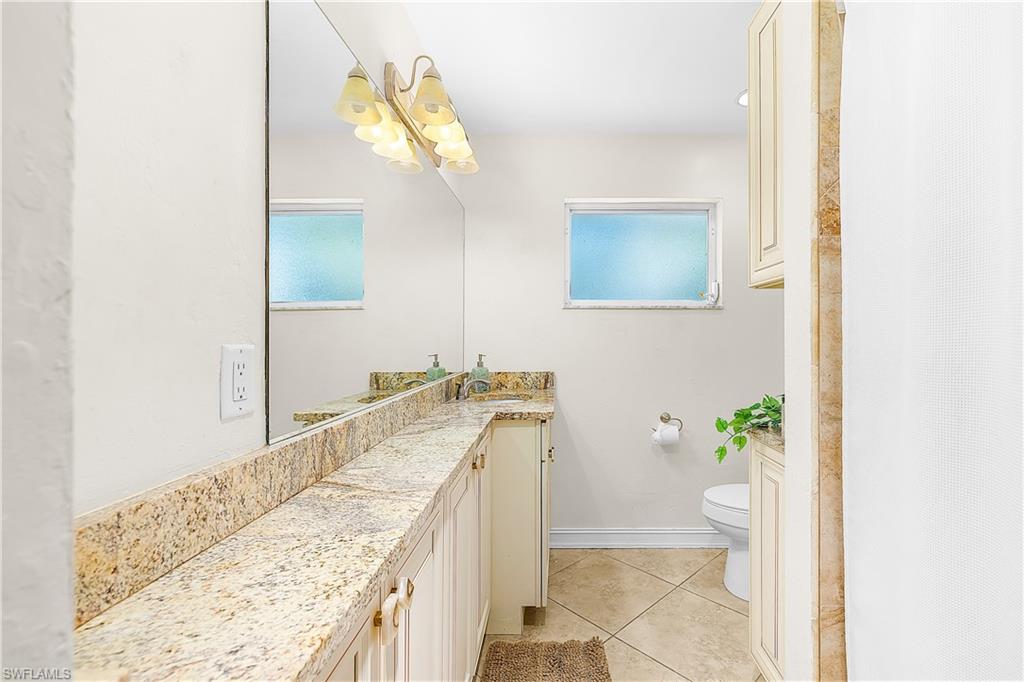 6954 Pickadilly Ct Property Photo 17