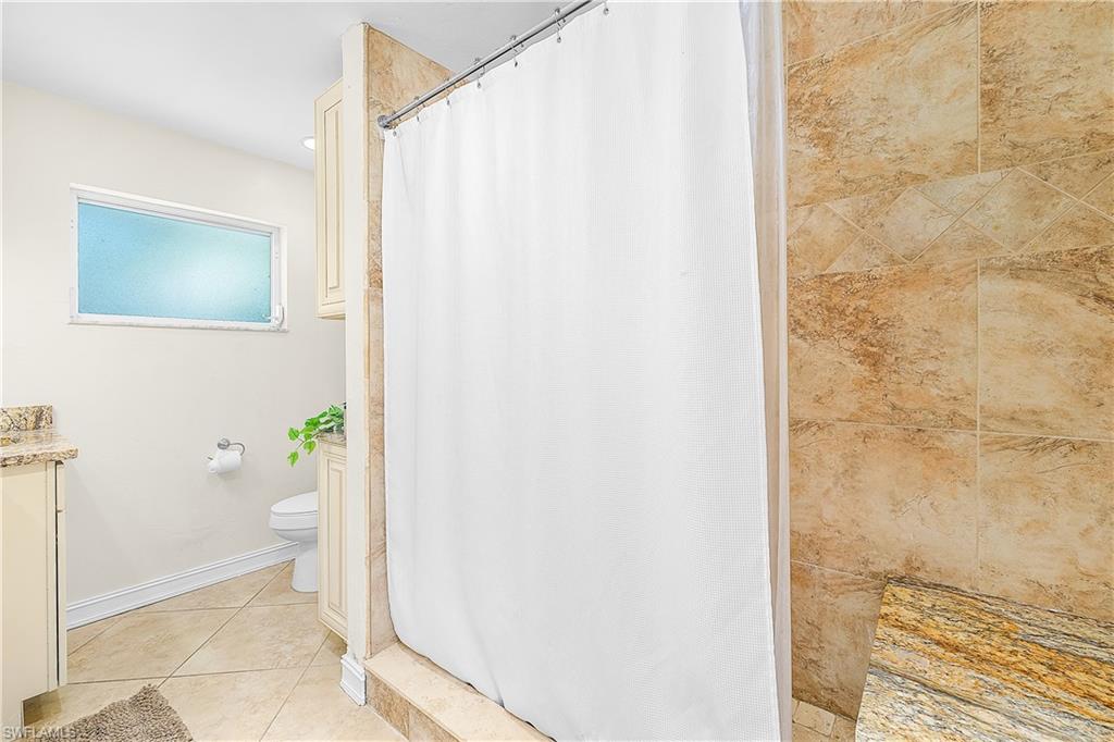 6954 Pickadilly Ct Property Photo 18