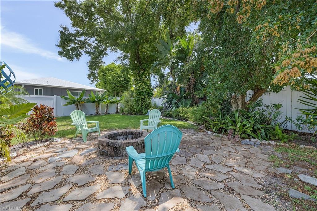 6954 Pickadilly Ct Property Photo 24