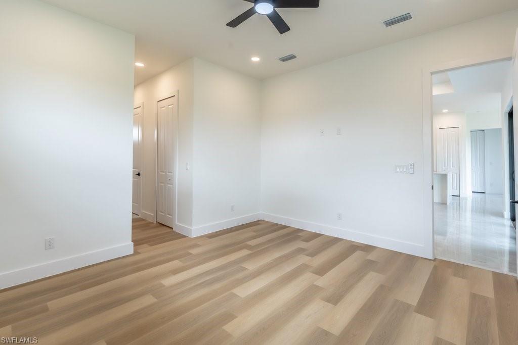 5054 Benton St Property Photo 22