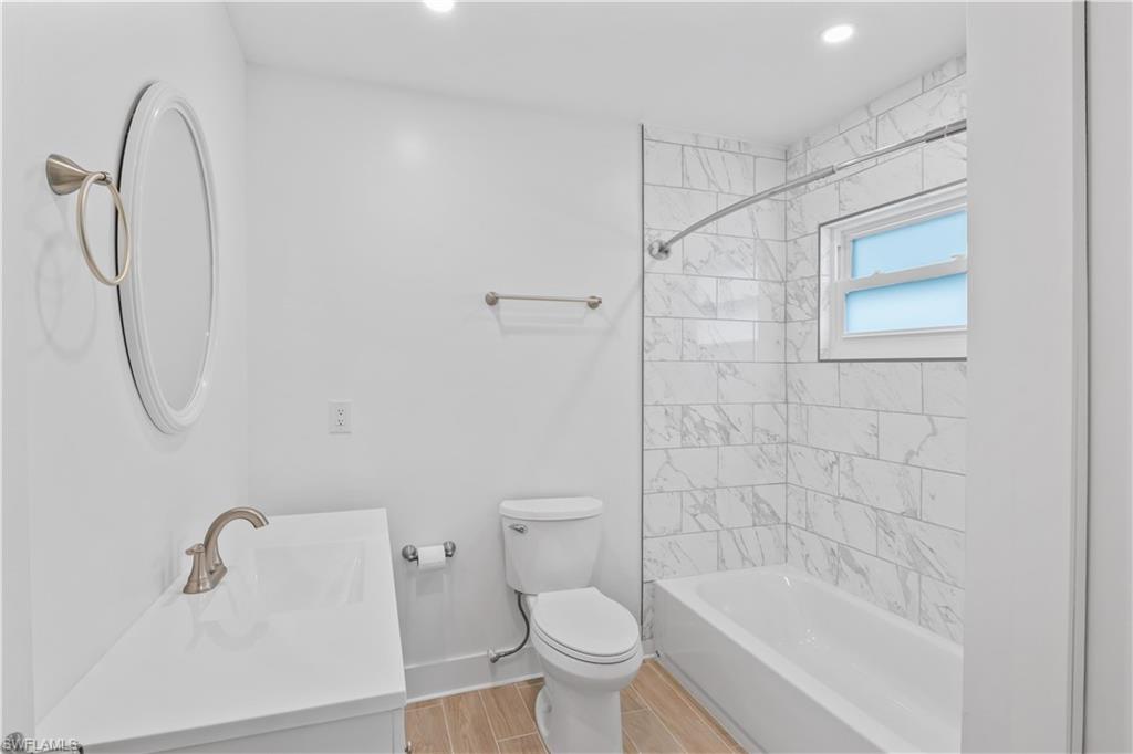 2742 Bruce St Property Photo 28