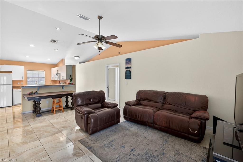 4700/4702 Leonard Blvd S Property Photo 6
