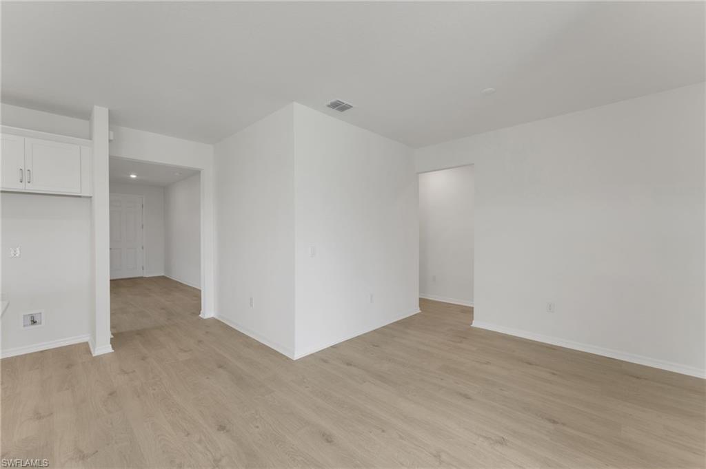 16935 Squirrel Branch Ln Property Photo 27