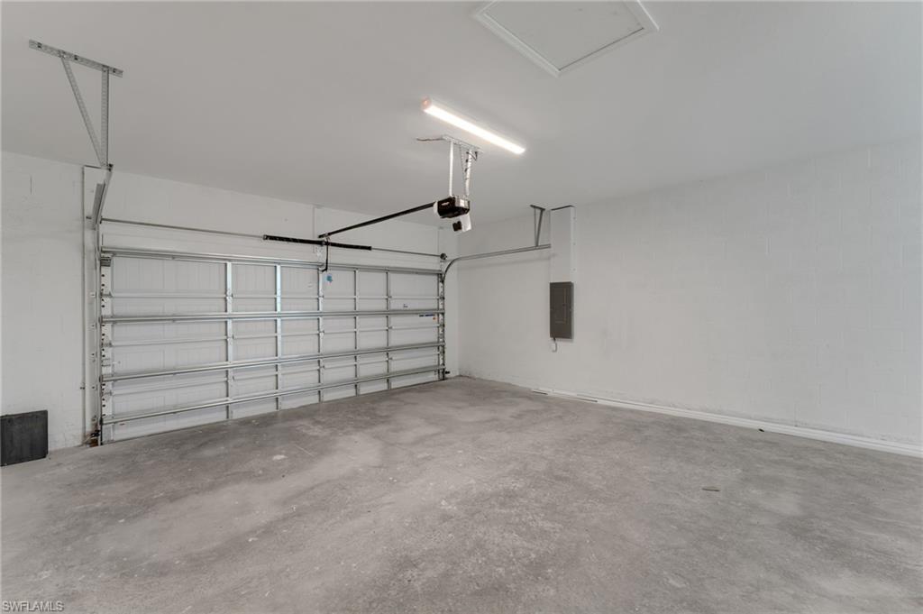 16935 Squirrel Branch Ln Property Photo 34