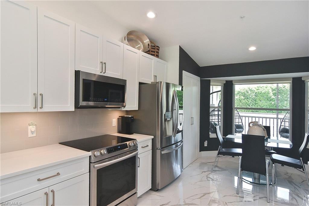 10235 Bismark Palm Way 1521 Property Photo 6