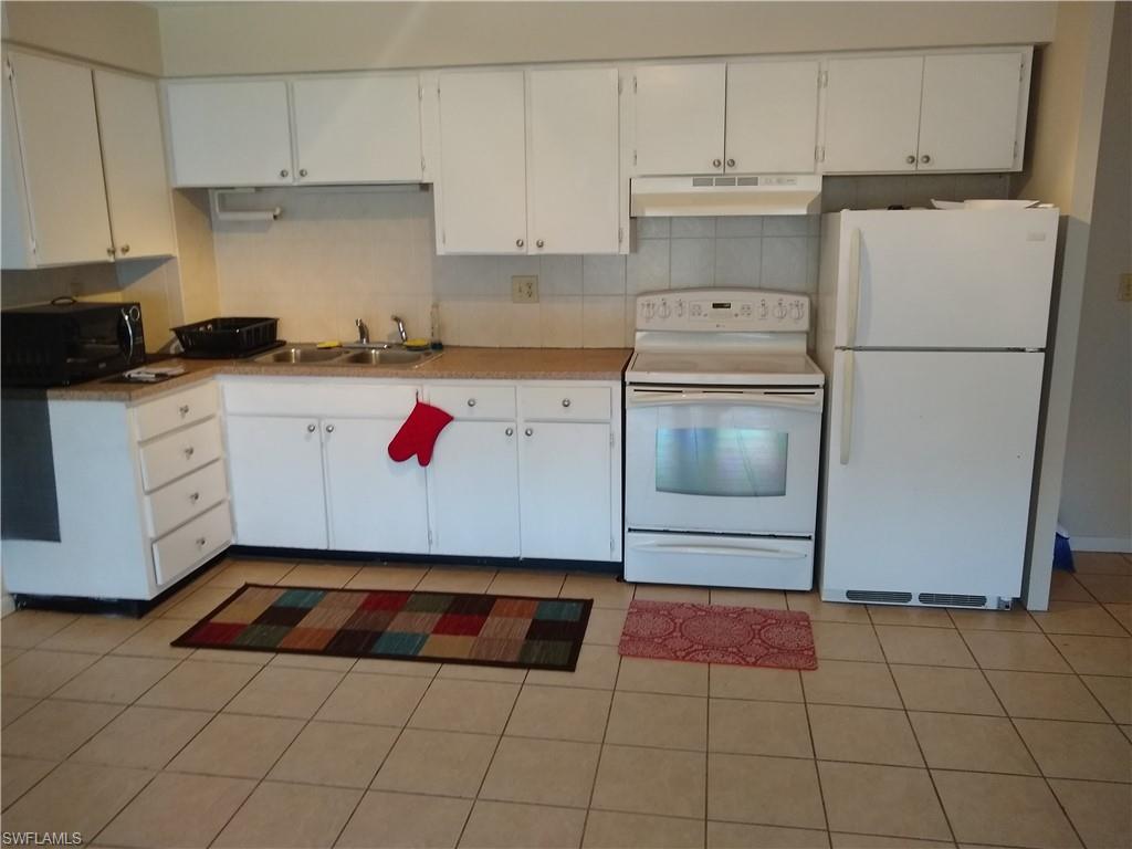 4901 Victoria Dr 205 Property Photo 3
