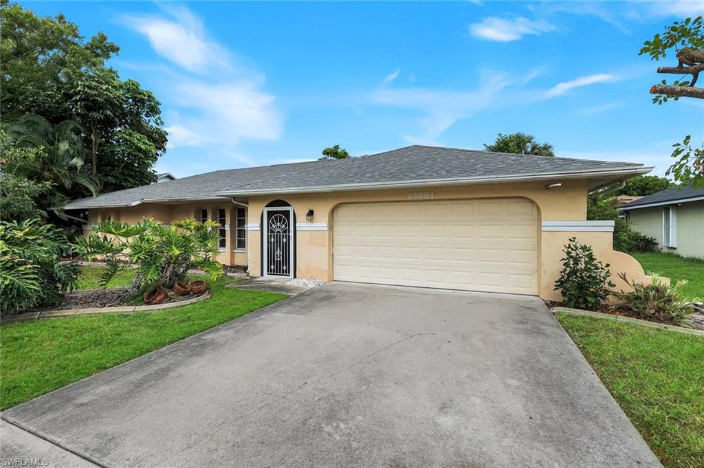 13481 Red Maple Cir Property Photo 1