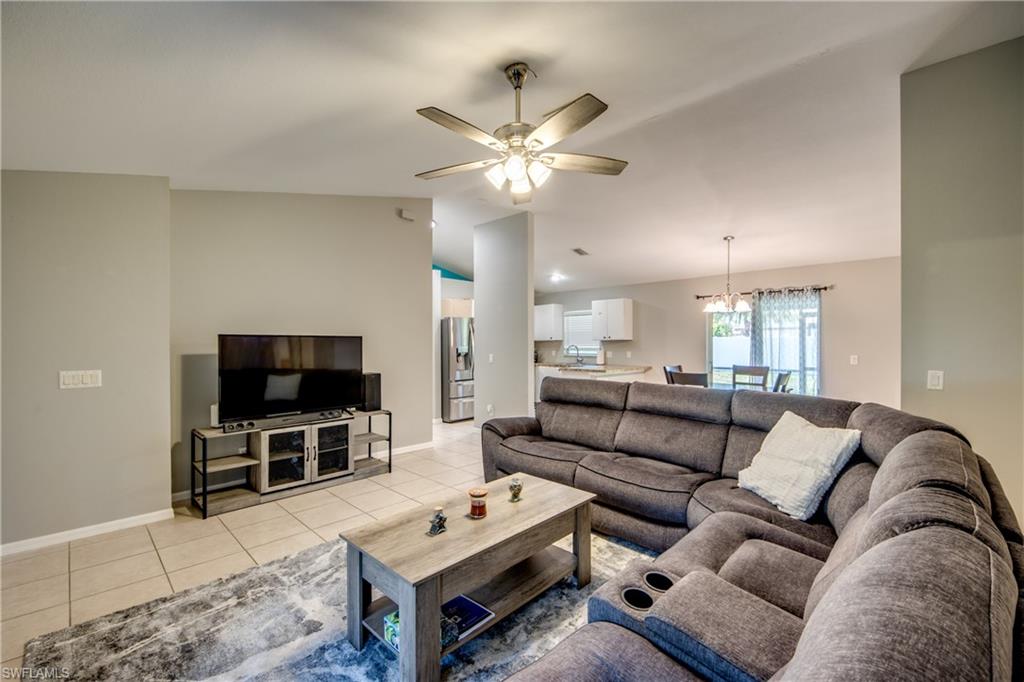 3227 Santa Barbara Blvd Property Photo 12