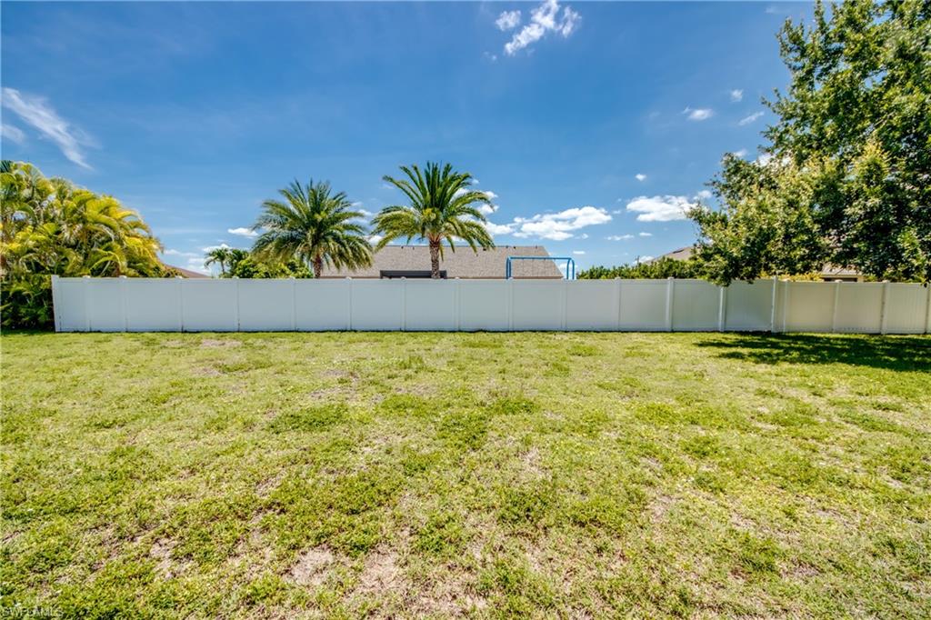 3227 Santa Barbara Blvd Property Photo 37