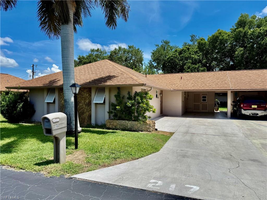 217 Oaklawn Ct Property Photo 1