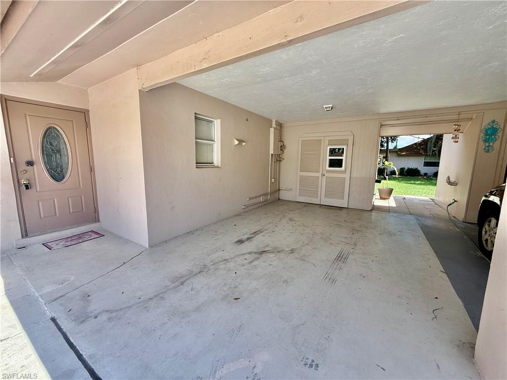 217 Oaklawn Ct Property Photo 4