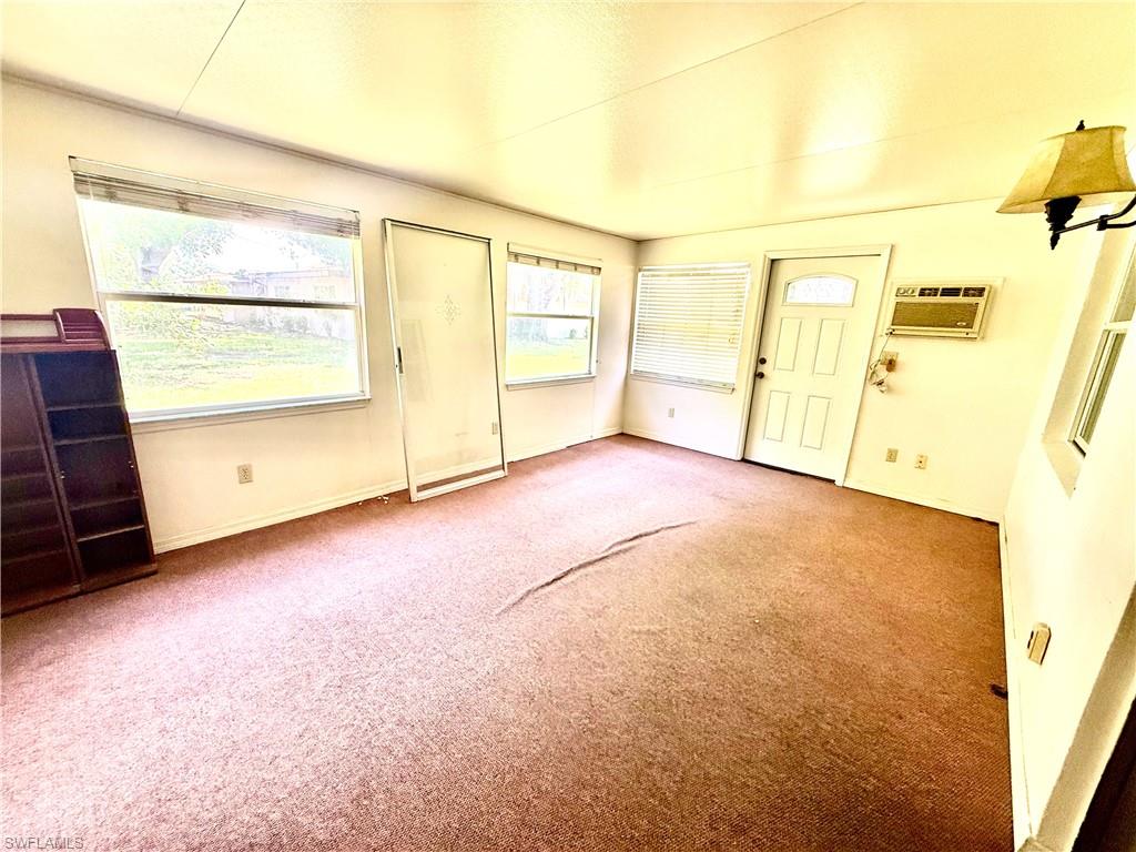 217 Oaklawn Ct Property Photo 15