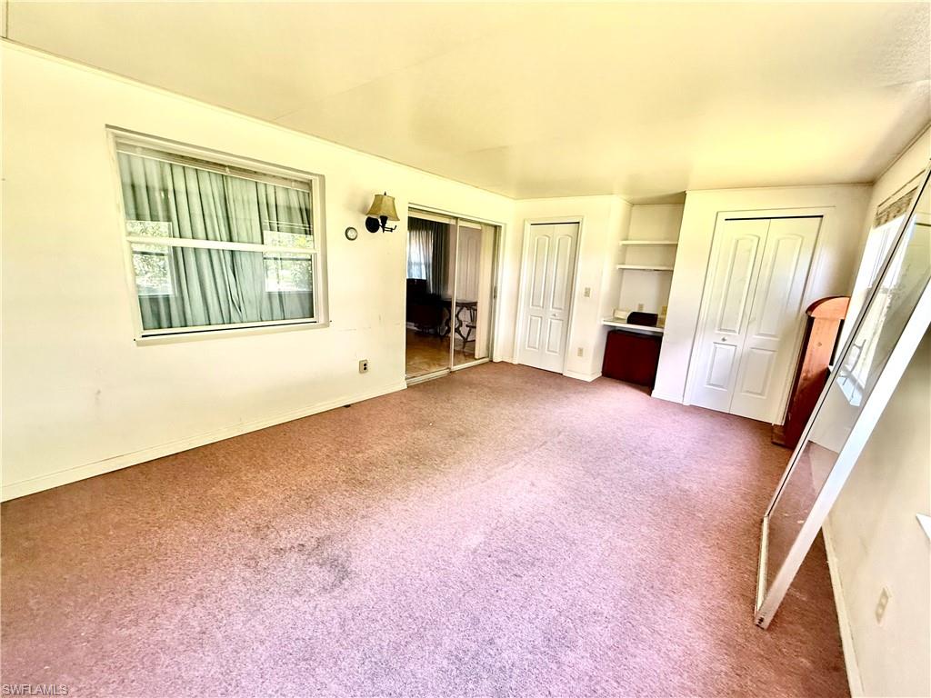 217 Oaklawn Ct Property Photo 16