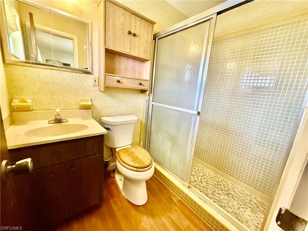 217 Oaklawn Ct Property Photo 19