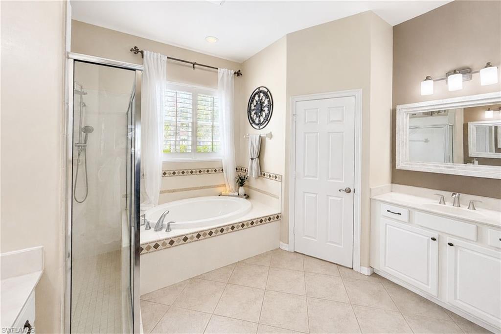 12890 Timber Ridge Dr Property Photo 14