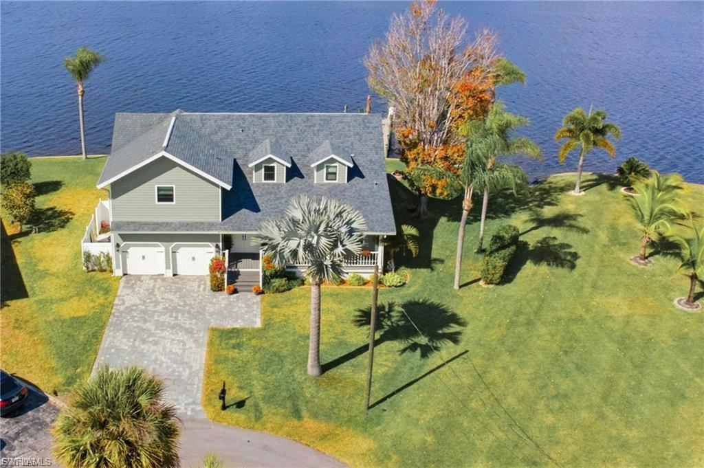 1943 Bahama Ave Property Photo 2