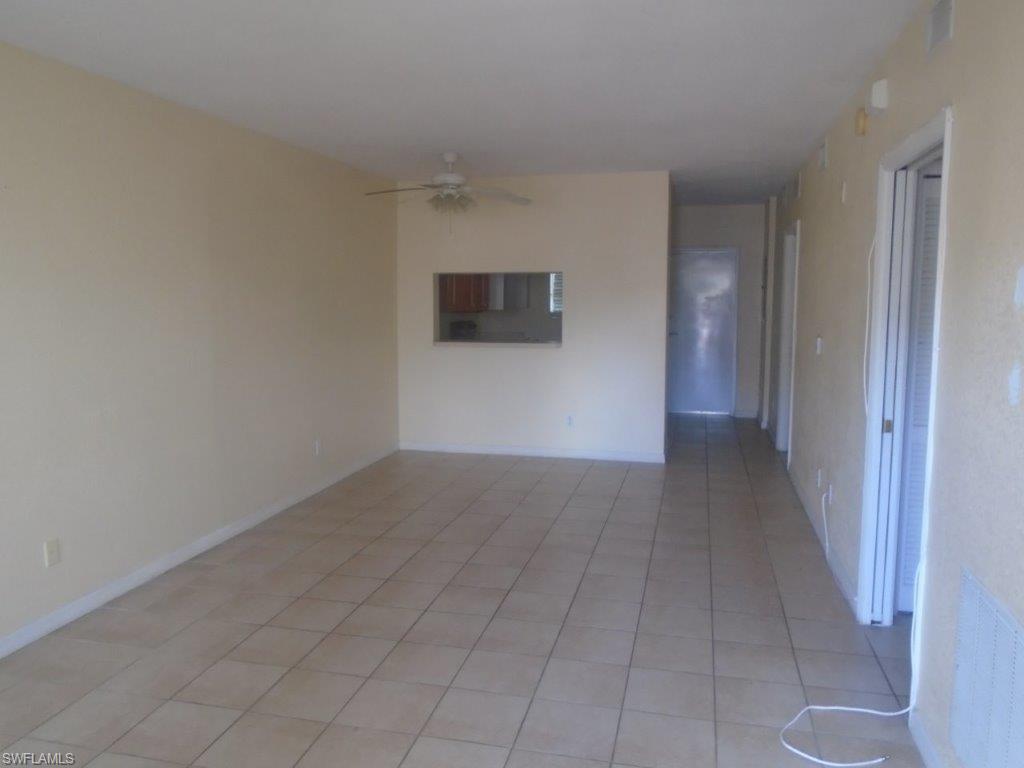 8331 Bernwood Cove Loop 1403 Property Photo 3