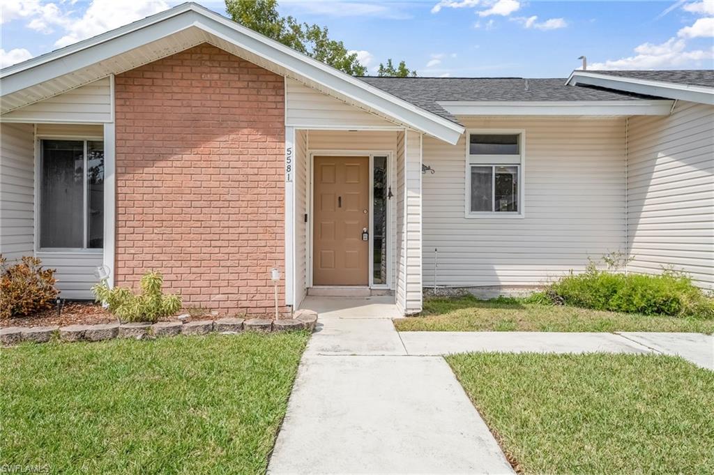 5581 Longleaf Dr Property Photo 2